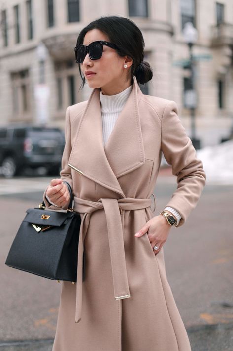 chic accessories for women // watches for petite wrists Short Coat Outfit, Petite Winter Fashion, Ted Baker Coat, Camel Wool Coat, Wool Wrap Coat, Hermes Kelly 28, Timeless Outfits, Outfits Petite, Wool Wrap