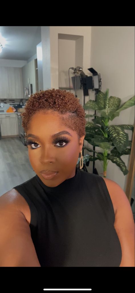 Two Toned Short Hair Black Women, Short Chocolate Brown Hair Color Black Women, Hair Color For Short Natural Hair, Light Brown Twa Natural Hair, Big Chop And Color, 4c Natural Hair Dyed Brown Short, Tint Hair Color For Short Hair, Short Coloured Hair Black Women, Bald 4c Hair