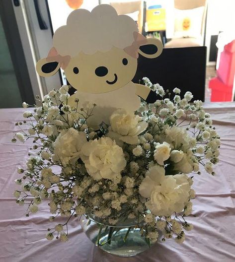 Sheep Centerpieces, Lamb Theme Baby Shower Ideas, Little Lamb Baby Shower Ideas, Lamb Baby Shower Theme, Sheep Party, Baby Lamb Baby Shower, Baby Sheep, Baby Dedication, Eid Decoration