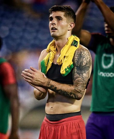 Christian Pulisic Christian Pulisic Snapchat, Christian Pulisic Tattoo, Christian Pulisic Aesthetic, Pulisic Tattoo, Christian Pulisic Wallpaper, Hot Soccer Players, Soccer Men, Kun Aguero, Football Boyfriend