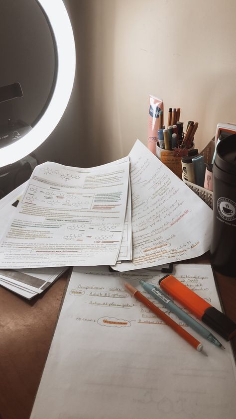 Pens , papers , study , colors , desk , pharmacy , study motivation , coffee Pharmacy Study Aesthetic, Pharmacy Tech Student Aesthetic, Studying Pharmacy Aesthetic, Pharmacy Student Motivation, Study Pharmacy Aesthetic, Study Story Instagram, Romanize School, Pharmacy Tech Aesthetic, Pharmacy Motivation