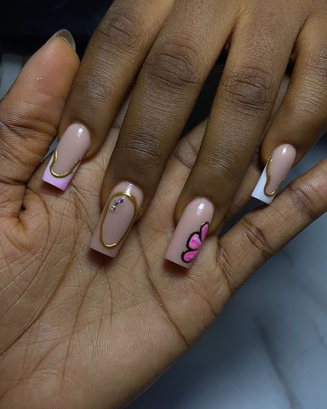 When the set is just too pretty to not share 🤭 #nailgoals #nailsofinstagram #ogbanailtech #nailtechinogba #explore Acrylic Design Nails, Gel Nails Ideas, Acrylic Nails Stiletto, Stilleto Nails Designs, Heart Nail Designs, Wow Nails, Acrylic Nail Set, Acrylic Toe Nails, Ombre Acrylic Nails