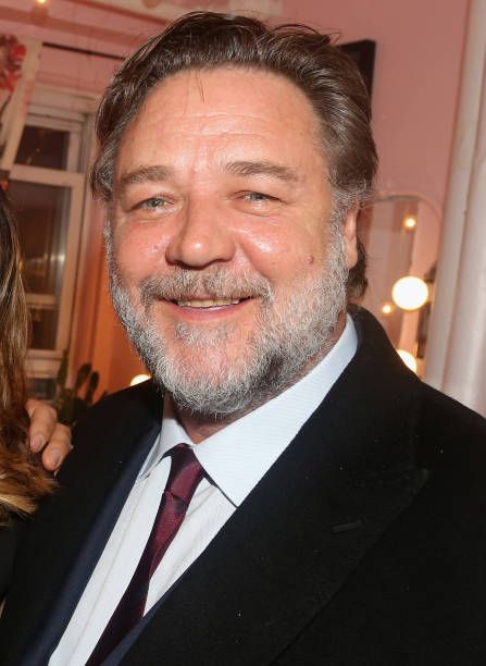 4,926 Russell Crowe Photos Photos and Premium High Res Pictures - Getty Images Lorraine Bracco, Chris Young Music, Gladiator Movie, Russell Crowe, Chris Young, Black Background Images, You Are Cute, Grant Gustin, Dont Touch Me