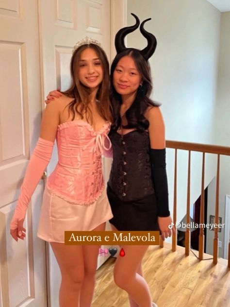 Simple Princess Costume, Mulan Halloween Costume, Maleficent Halloween Costume, White Halloween Costume, Disney Princess Halloween Costumes, Disney Princess Halloween, Halloween Costumes Brunette, Aurora Costume, White Halloween Costumes