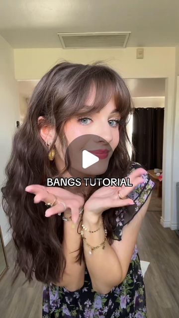 AUTUM RAIN on Instagram: "2 WAYS TO STYLE BANGS 🎀 the second is usually my fave when I curl or wave my hair but when I’m in a rush, just round brushing them does the trick too 🫶  if ur reading this.. this is ur sign to cut bangs hehehe I always say I really think they look so cute on so many people, you just have to figure out which styles you like best :)  + hair products i’ve been using lately are on my LTK!  hair tutorial, fringe bangs" Natalie Grant Hairstyles, Overnight Bangs Curl, Volume In Bangs, Bangs On Natural Wavy Hair, Hair Waver With Bangs, Ways To Style Bangs Out Of Face, Style Long Bangs Out Of Face, Mermaid Hair With Bangs, Fringe Bangs Styling