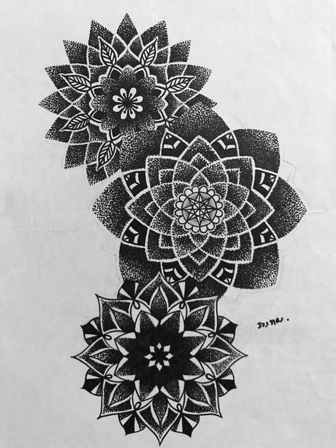 Mandala Dot Tattoo, Dot Tattoo Design, Tattoo Design Mandala, Armor Sleeve Tattoo, Geometric Tattoo Hand, Moutain Tattoos, Tato Mandala, Lotus Mandala Tattoo, Geisha Tattoo Design