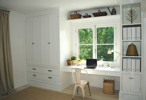 Window Desk, Bedroom Built Ins, Build A Closet, Trendy Bedroom, Bedroom Windows, Bedroom Wardrobe, Built In Cabinets, Built In Desk, Awesome Bedrooms