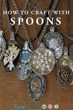 Repurpose Souvenir Spoons, Old Spoons Repurposed, Old Spoons Ideas, Old Silverware Crafts, Collector Spoon Crafts, Silver Flatware Crafts, Spoon Crafts Metal, Metal Spoon Crafts Diy, Crafts With Spoons