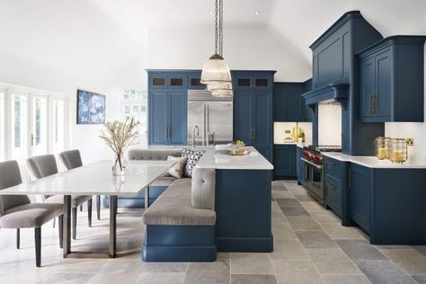 Case Studies | Davonport Kitchens Grand Kitchen, Best Kitchen Design, Kitchen Island With Seating, Popular Kitchens, Blue Cabinets, Banquette Seating, Spacious Kitchens, Transitional Kitchen, Bespoke Kitchens