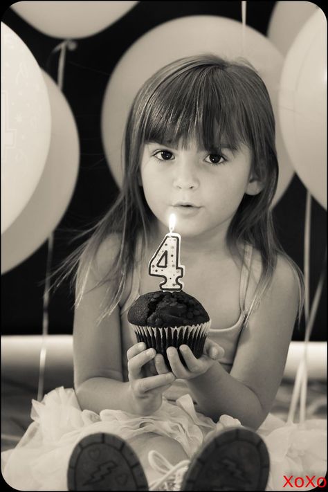 Kids Birthday Pictures, 4th Birthday Pictures, 3rd Birthday Pictures, Birthday Candle Photography, 2nd Birthday Photos, Foto Kids, Balloons Photography, Toddler Photos, Candles Photography