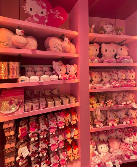 Hello Kitty Store Tokyo, Hello Kitty Store Universal, Hello Kitty Store Aesthetic, Hello Kitty Theme Park Japan, Sanrio World Japan, Hello Kitty Universal Studios, Universal Studios Japan Aesthetic, Universal Tokyo, Tokyo Hello Kitty