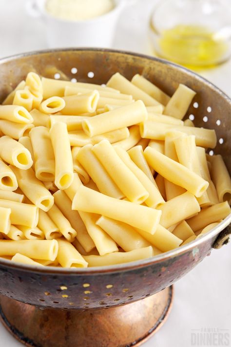 Learn how to cook Instant Pot pasta. Recipes included for plain pasta or with an olive oil sauce or a creamy garlic sauce. Instant Pot Pasta Recipes, Plain Pasta, Pot Pasta Recipes, Olive Oil Sauce, Instant Pot Pasta, Bread Dipping Oil, Ziti Pasta, Olive Oil Pasta, Instant Pot Pasta Recipe