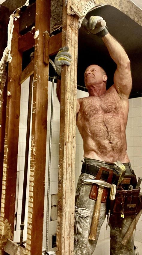 Hard Worker Aesthetic, Blue Collar Men Worker, Hot Construction Workers, Male Body Types, Worker Aesthetic, Kilt Men, Buff Guy, Dad Bodies, Scifi Interior