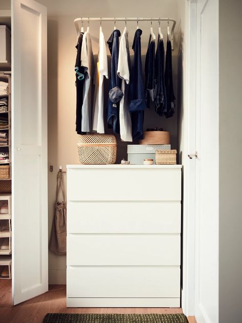 Tiny Bedside Table, Malm Dresser, Wardrobe Systems, Dresser Storage, Ikea Malm, غرفة ملابس, Mobile Tv, Hemnes, Headboard Storage