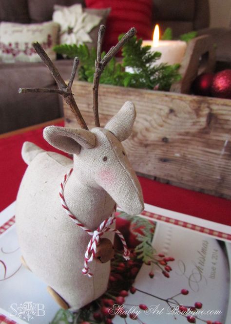 Tilda' Christmas - Shabby Art Boutique Tilda Christmas, Shabby Art Boutique, Friday Christmas, 2014 Christmas, Art Boutique, Holiday Crafts Christmas, Pretty Christmas, Christmas 2014, Christmas Ornaments To Make