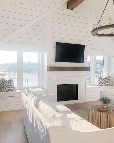 7+ Warm and Inviting Coastal Fireplace Design Ideas for Farmhouse Living Rooms Shiplap Beside Fireplace, Coastal Fireplace Ideas, Shiplap Room, Coastal Fireplace, Modern Coastal Living Room, Farmhouse Living Rooms, Living Room Coastal, Fireplace Design Ideas, Cottage Fireplace