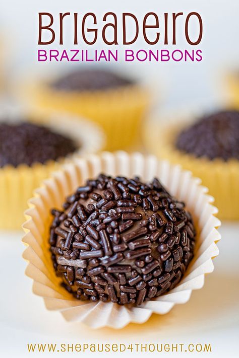 Brazilian Truffles, Bonbons Recipe, Brigadeiro Recipe, Brazilian Chocolate, Brazil Food, Brazilian Desserts, Chocolate Bonbons, Brazilian Dishes, Popular Candy