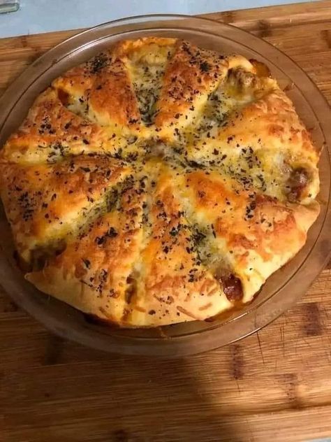 Crescent Casserole, Italian Casserole, Cheese Sauce For Pasta, Free Keto Meal Plan, Ground Italian Sausage, Vegan Italian, Crescent Roll Recipes, Crescent Dough, Jamie Oliver