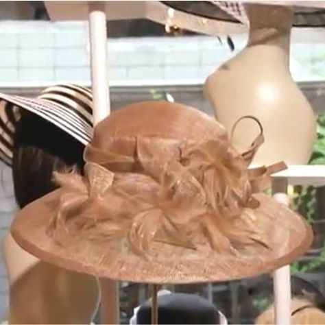 Diy Hats For Women How To Make, Hat Making Ideas, How To Make Hats, Millinery Diy, Hat Making Supplies, Make Your Own Hat, Diy Hats, Making Hats, Dressy Hats