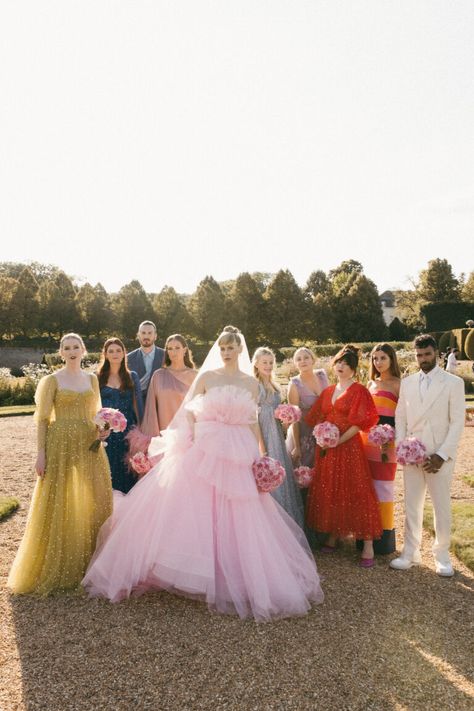 "18th-Century French Neoclassicism Decadence With a Punk Rock Overlay" Led This Destination Wedding's Aesthetic - Over The Moon Surrealist Wedding, Bridal Fits, Wedding Aisles, Punk Wedding, Edgy Wedding, Vintage Style Wedding Dresses, Photo Deco, A Punk, Pink Wedding Dresses