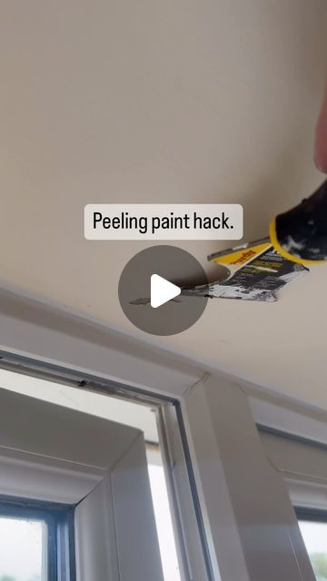 𝑭𝒐𝒙𝒚 on Instagram: "Peeling paint hack #diy #hack #painting #decorating #fc1 #ct1" Peeling Bathroom Ceiling, Peeling Paint On Walls, Painting Hacks For Walls, Painting Tips Walls, Painted Ceiling Ideas, Ceiling Paint Ideas, Gel Stain Furniture, Stain Furniture, Painting Hacks