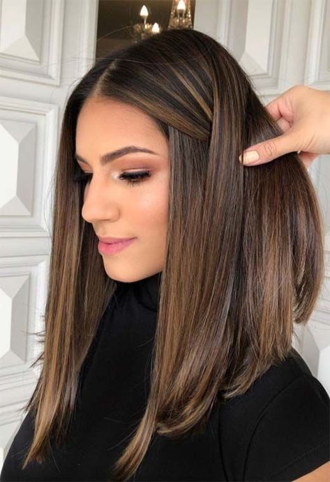 30+ Stunning Medium Length Hair Styles For Summer! Rich Brown Hair Color, Bob Lung, Rich Brown Hair, Brown Hair Color Shades, Long Bob Haircuts, Hair Color Shades, Brown Hair Balayage, Long Brown Hair, Hair Color Highlights