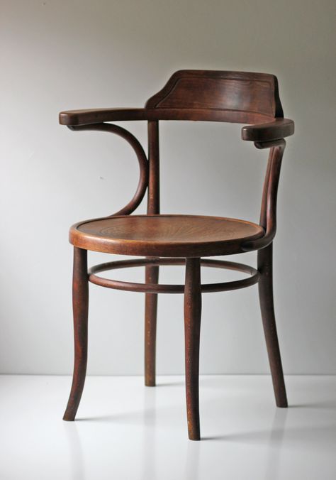 Found on Bing from www.etsy.com Wooden Cafe, Revolving Chair, Cafe Chair, Thonet Chair, Bistro Furniture, Outdoor Dining Spaces, Cafe Bistro, Eames Chairs, Bentwood Chairs