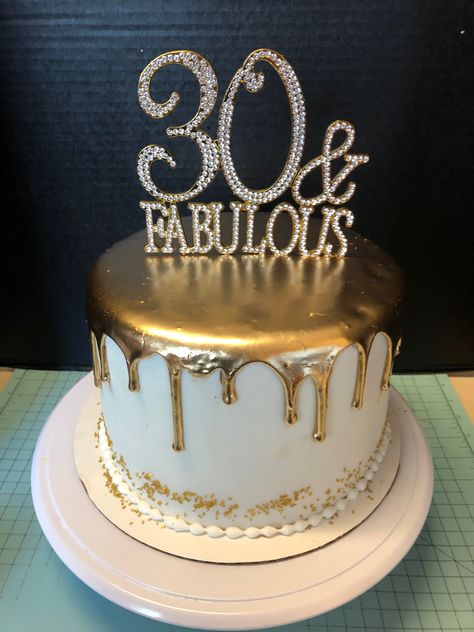 Sparkly Birthday Cake, 50th Birthday Cake For Women, Birthday Cale, Golden Birthday Cakes, Unique Cupcakes, Creative Cake Decorating, Birthday Cakes For Women, 50th Birthday Cake, Cakes For Women