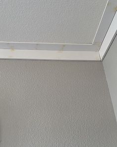 Baseboard As Crown Molding, Wallpaper Crown Molding, Crown Moulding For Vaulted Ceilings, Crown Moulding Slanted Ceiling, Farmhouse Trim Ceiling, Quarter Round Molding Ceiling, Diy Ceiling Molding Ideas, Low Ceiling Trim, Crown Molding Farmhouse Style