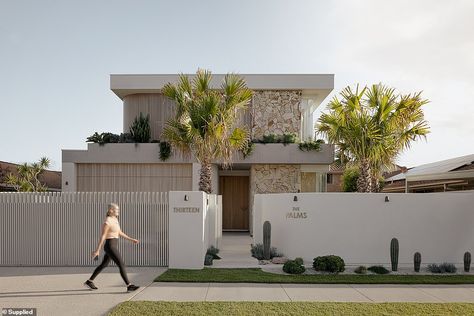 Inside Queensland's 'most photographed' home in Burleigh Heads, Gold Coast 13 Deodar Drive Burleigh Heads, Burleigh Heads House, Modern Facade, Villa Modern, Fireplace Frame, Custom Front Doors, House Facades, Burleigh Heads, Palm Springs Style