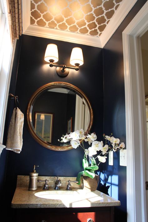 I like the idea of making small half baths bold with deep color that i would be afraid to use elsewhere. Powder Room Paint, Powder Room Makeover, Navy Walls, Wallpaper Ceiling, Bathroom Small, Gold Ceiling, Bad Inspiration, Bathroom Decorating, Subway Tiles