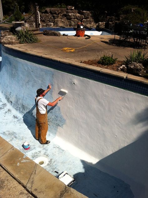 concrete pool painting Painted Pool Concrete, Pool Paint Colors Inground, Pool Paint Colors, Pool Resurfacing Ideas, Pool Steps Inground, Painted Pool, Cement Pools, Pool Painting, Pool Makeover