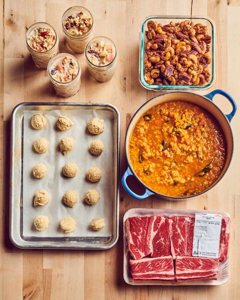 A Festive Meal Prep Plan for the Holidays at Home with Family | Kitchn Gordon Ramsay Beef Wellington, Holiday Meal Prep, Meal Prep Plan, Beef Wellington Recipe, Festive Appetizers, Meal Prep Plans, Dinners To Make, Home Cozy, Holiday Meal