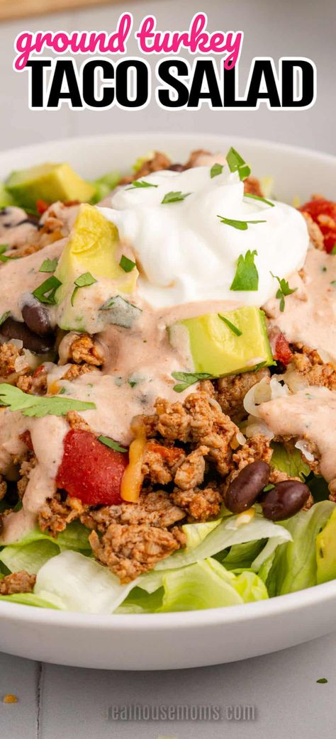 Crispy, crunchy, meaty, Mexican Turkey Taco Salad - super healthy, super easy, and super delicious! #Realhousemoms #turkey #tacosalad #mexican #groundturkey #avocado #salad #salsa #turkeysalad #cincodemayo Low Cholesterol Tacos, Healthy Taco Tuesday Recipes, Taco Salad Turkey, Ground Turkey Salad, Taco Salad Healthy, Salad With Ground Turkey, Turkey Taco Salad Recipe, Turkey Taco Bowl, Ground Turkey Taco Salad