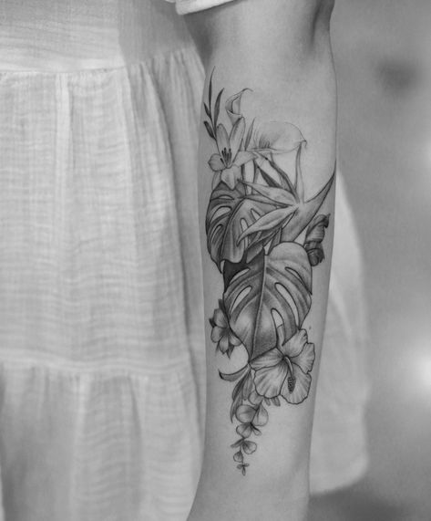 Hibiscus And Birds Of Paradise Tattoo, Monstera And Flowers Tattoo, Hawaii Floral Tattoo, Native Hawaiian Flower Tattoo, Tropical Arm Tattoo, Monstera Flower Tattoo, Hibiscus And Monstera Tattoo, Rib Cage Floral Tattoo, Birds Of Paradise Tattoo Sleeve