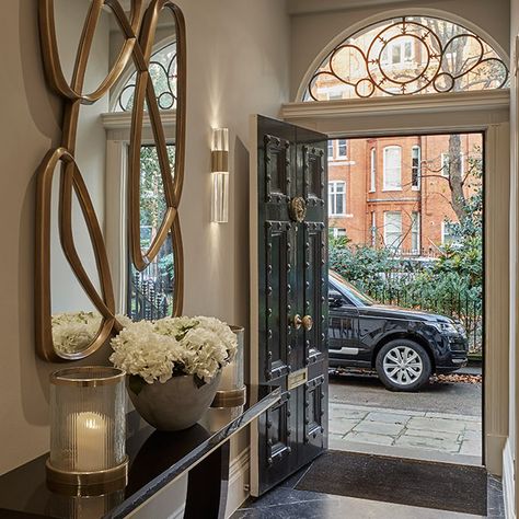 Townhouse Interior Design, Nyc Townhouse, Townhouse Interior, Georgian Townhouse, London Townhouse, London Interior, London House, London Apartment, Entry Way