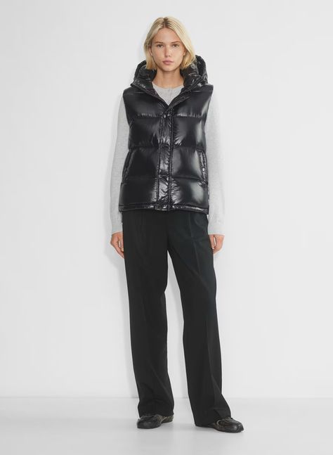 THE SUPER PUFF™ VEST - Hi-Gloss French taffeta goose down puffer vest Super Puff Aritzia, Aritzia Puffer, Super Puff Vest, Aritzia Super Puff, Puffer Jackets For Women, The Super Puff, Aritzia Jacket, Super Puff, Puff Vest