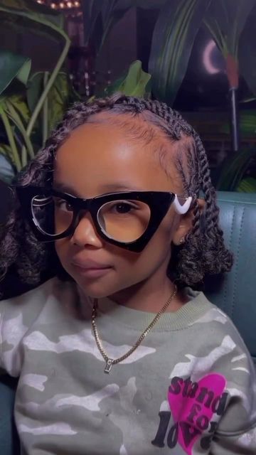 Rubber Band Hairstyles For Kids, Kids Braids With Beads, Black Baby Girl Hairstyles, Band Hairstyles, Invisible Locs, Rubber Band Hairstyles, Black Kids Braids Hairstyles, Lil Girl Hairstyles, Kids Braids