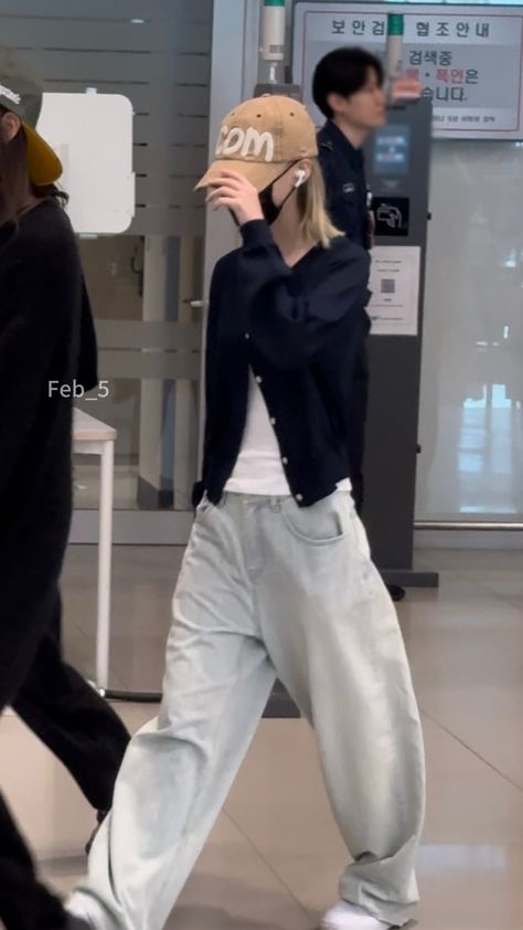 Normcore Fashion, Sweats Outfit, Autumn Fits, 가을 패션, Fashion Lookbook, Casual Style Outfits, Fashion Inspo Outfits, Style Icons, Casual Style