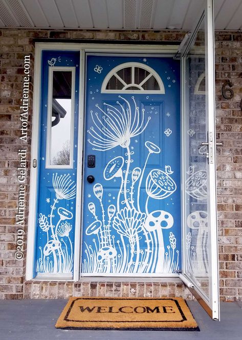 Door Painting Designs Ideas, Bathroom Door Murals, Painting Doors Ideas, Door Painting Design, Door Paint Design Ideas, Painted Door Mural, Whimsical Front Door, Painting Ideas For Doors, Wooden Door Painting Ideas