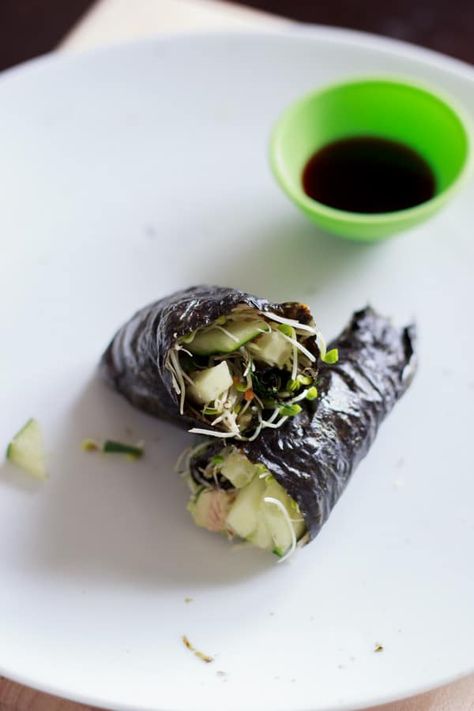 Nori Rolls, Alkaline Vegan, Gluten Free Wraps, Raw Vegetables, Minced Meat, Sushi Rice, Wrap Recipes, Raw Vegan, Raw Food Recipes