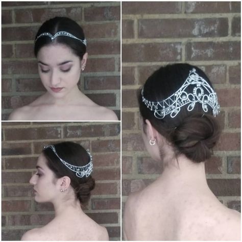 M Pardo on Instagram: “It seems like November is the month for tiaras -and #bayadere Shades had to be no exception! This gorgeous #indianprincess inspired piece…” Ballet Makeup, Ballet Tiaras, Ballet Headpieces, Ballet Designs, Ballet Hairstyles, Tiara Headpieces, Wedding Accesories, Dance Jewelry, Hair Adornments