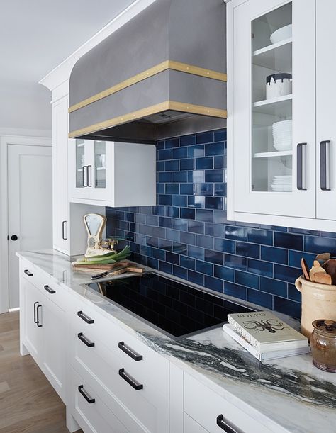 Nautical Kitchen, Blue Backsplash, Kitchen Tiles Design, Kitchen Backsplash Designs, Diy Kitchen Remodel, Blue Tile, Calacatta Marble, Classic Kitchen, Subway Tiles