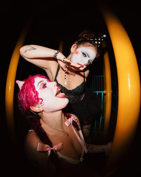 this is your sign to have a spooky clown photoshoot with your bestie🤡💖✨🎀 @shotbyanessa ATEEE this photography up & she is so so so sweet you guys, go check out her page🩷 my love my life and my grungy clown counterpart on and off screen @danielaavakian 💖🖤 #spookyphotoshoot #halloweencostumeideas #spookyclownmakeup #pinkclown spooky bestie photoshoot ideas, spooky clowns, pink clown costume, halloween bestie costume ideas, halloween photoshoot Clown Photoshoot Ideas, Pink Clown Costume, Bestie Costume Ideas, Bestie Photoshoot Ideas, Clown Photoshoot, Clown Costume Halloween, Spooky Clown, Pink Clown, Bestie Photoshoot