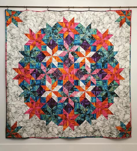 Evergrowing Mandala Quilt - Free Pattern Meditation Quilt Pattern, Mandela Quilts Patterns, Mandala Quilt Pattern Free, Patterns For Quilting, Mandala Quilt, Quilt Crafts, Panel Quilt Patterns, Quilt Big, Feather Quilt