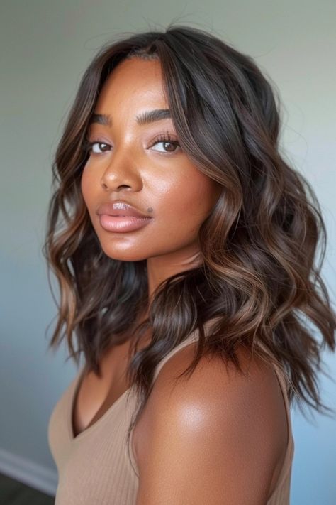 Medium Skin Hair Color Ideas, Hair Color For Dark Brown Skin, Brown Balayage Black Women, Hair Color Ideas For Brown Skin Tone, Hair Color On Brown Skin, Hair Colour For Brown Skin, Brown Skin Hair Color Ideas, Chocolate Balayage Hair, Different Brown Hair