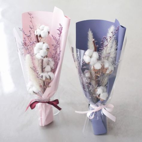 Jungkook Ff, Flower Bouquet Diy, Flower Box Gift, Boquette Flowers, Flower Business, Flower Bucket, Flowers Bouquet Gift, How To Wrap Flowers, Flower Arrangements Diy