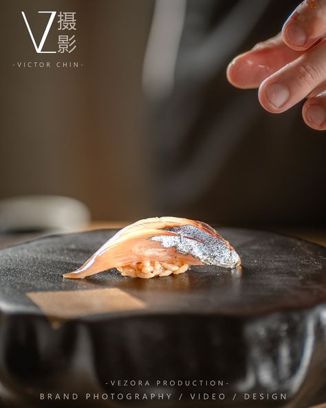 Kobu Omakase 🇲🇾📸 Shooting “High-End Japanese Cuisine” Today! 🎏 Food Photography Results | Japanese Cuisine Special This theme focuses on lighter tones 🍣🏮 with more sashimi and seafood photography. The glossiness directly showcases the freshness of the food, and a touch of gold powder adds a dreamy effect 🫧. Interested in menu photography? .. Kobu Omakase Food Photography | Commercial Photography | Culinary Shoots Satisfied with the results? Check out our profile? ig: vezoraproduction 📸 ... Omakase Photography, Seafood Photography, Menu Photography, Japanese Food Photography, Dreamy Effect, Profile Ig, Professional Food Photography, Photography Commercial, Gold Powder