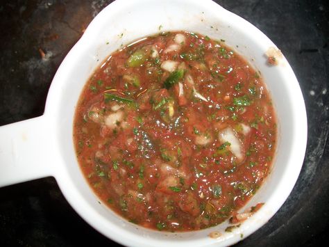 Hot Salsa Recipes, Restaurant Style Salsa Recipe, Restaurant Salsa, Southwestern Recipes, Restaurant Style Salsa, Salsa Sauce, Mexican Salsa, Hot Salsa, Salsa Ingredients