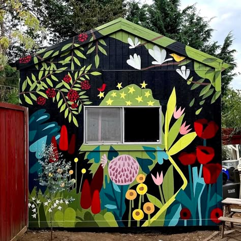 MURALS — Lettie Jane Makes House Exterior Mural, Garden Wall Paint, Mural Wall Art Outdoor, Backyard Mural Ideas, Shed Mural, Outdoor Mural Ideas, Wall Painting Tips, Patio Mural, Shed Painting